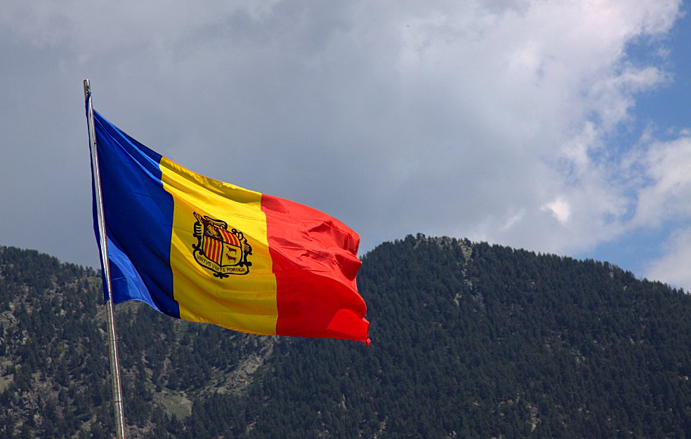  bandera de Andorra 2